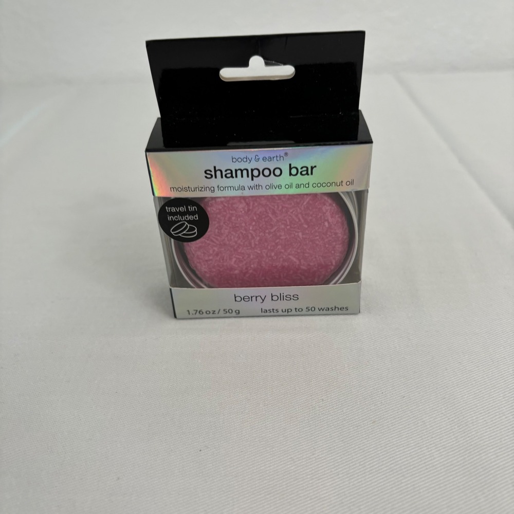 Body & Earth Berry Bliss Shampoo‎ Bar.